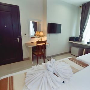 Leaph Sokhak Hotel